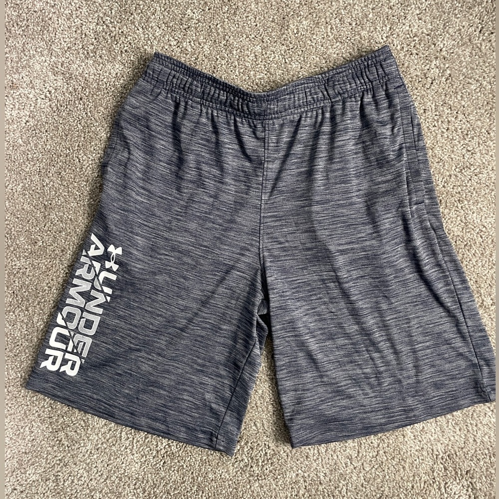 Boys Under Armour Shorts YL